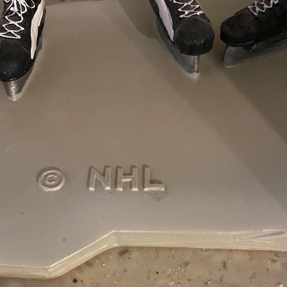 NHL Black and White Hockey Player Figurines - Picture 2 of 8
